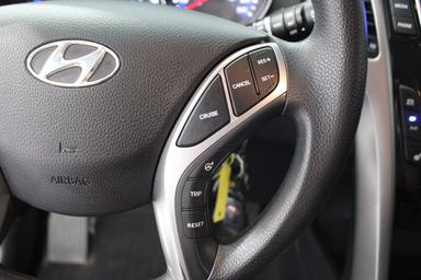 Hyundai Elantra GT 2016 - Thumbnail 15