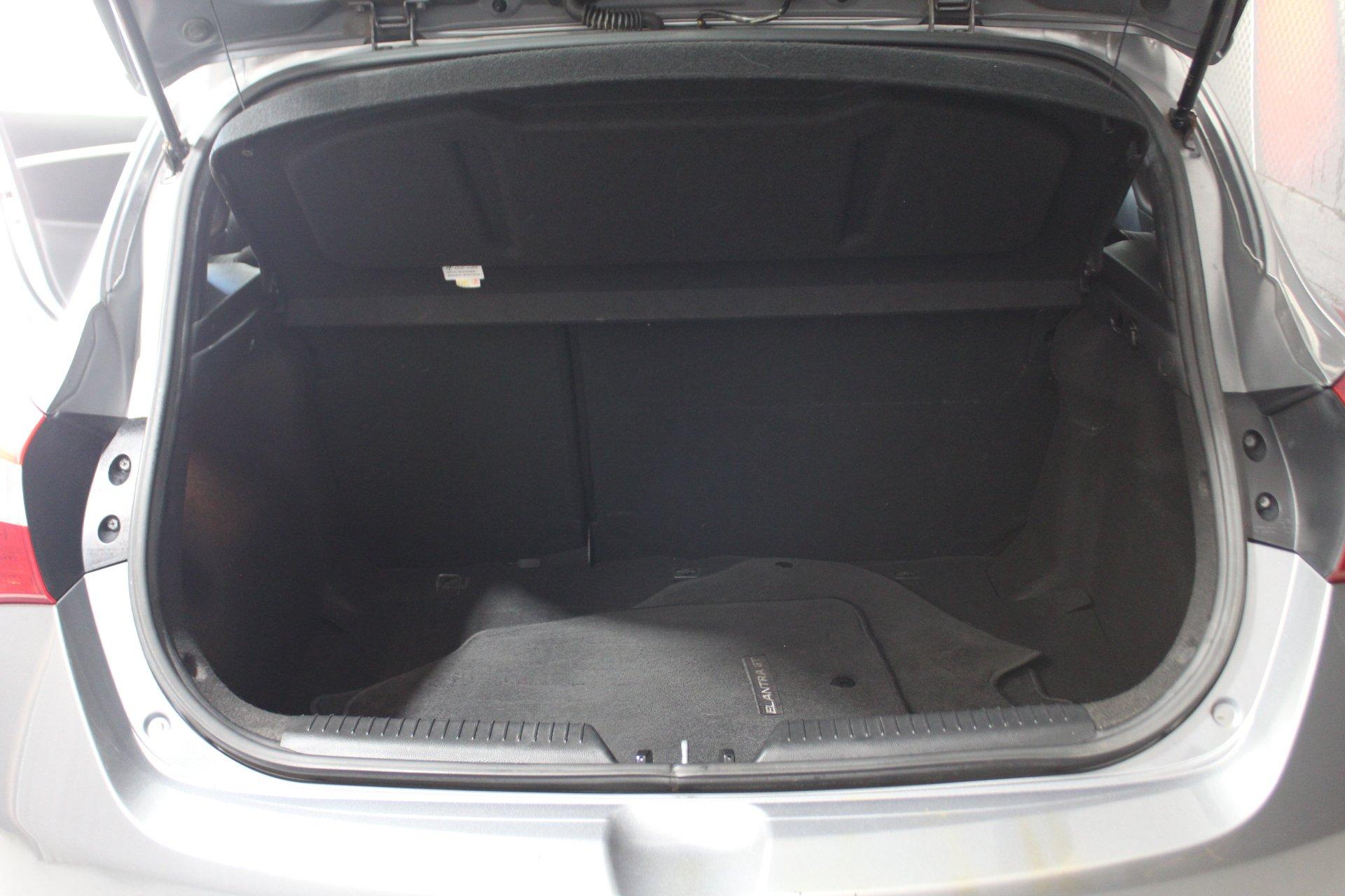 Hyundai Elantra GT 2016 - Image 23