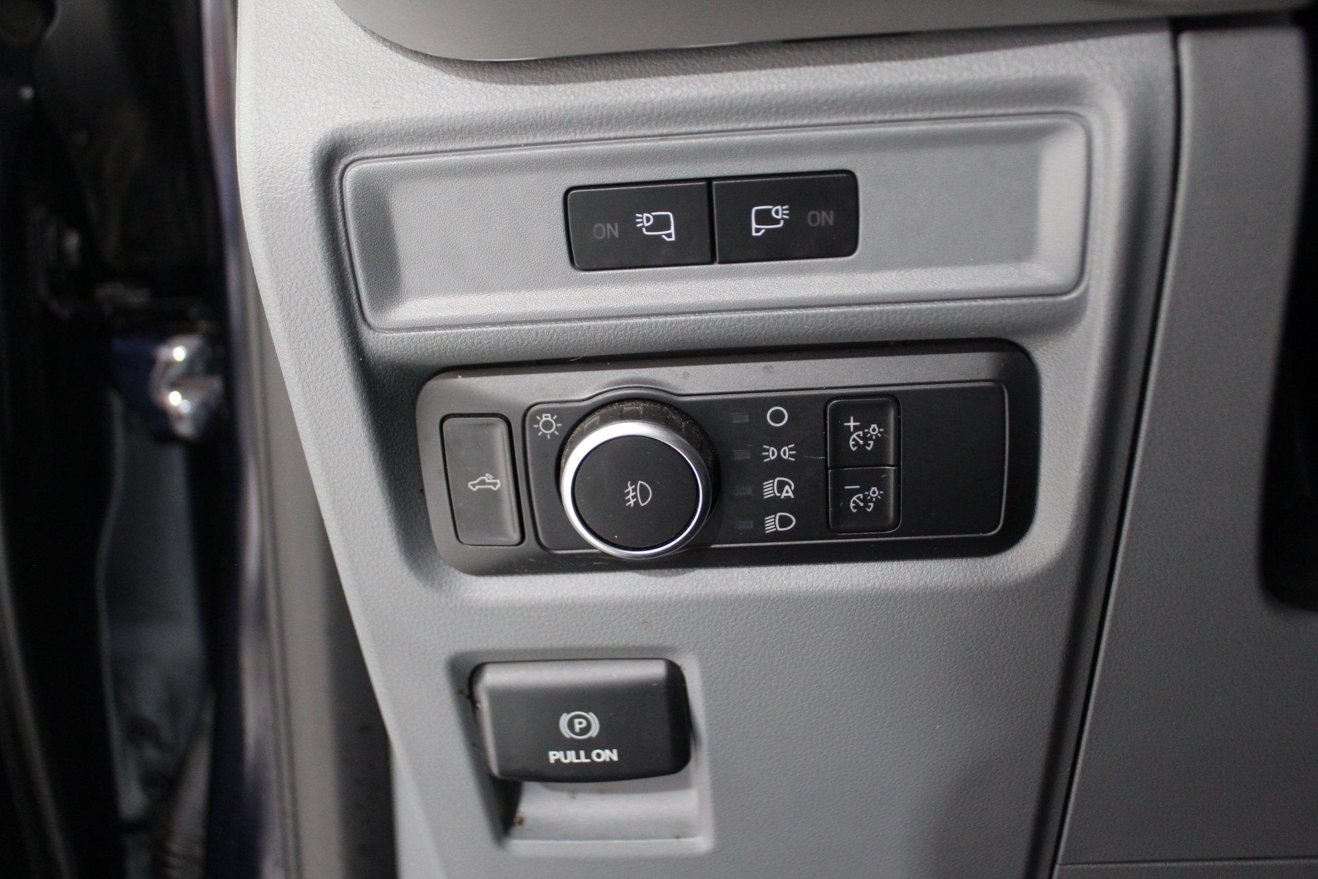 Ford F-150 2022 - Image 12