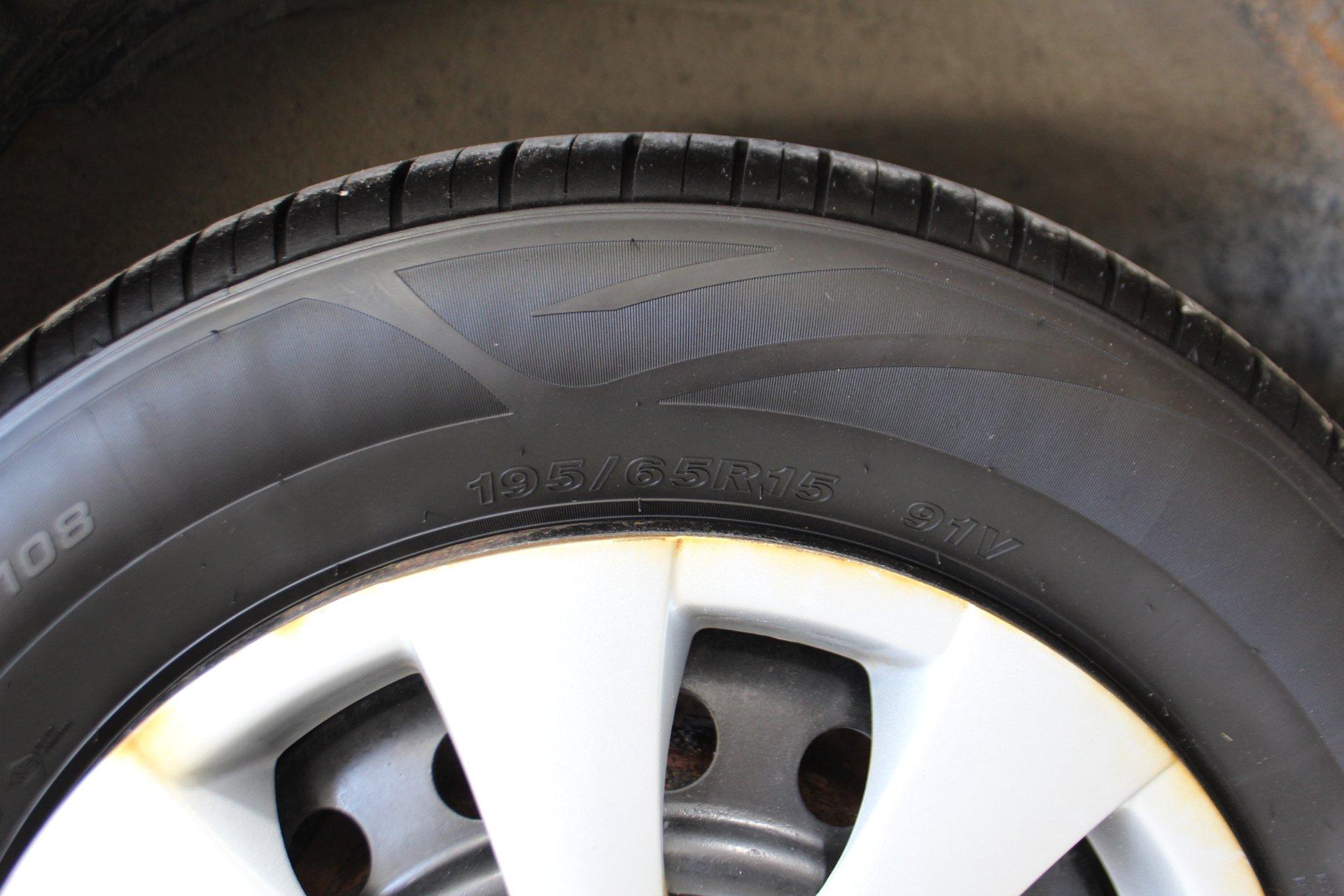 Toyota Corolla 2013 - Image 10