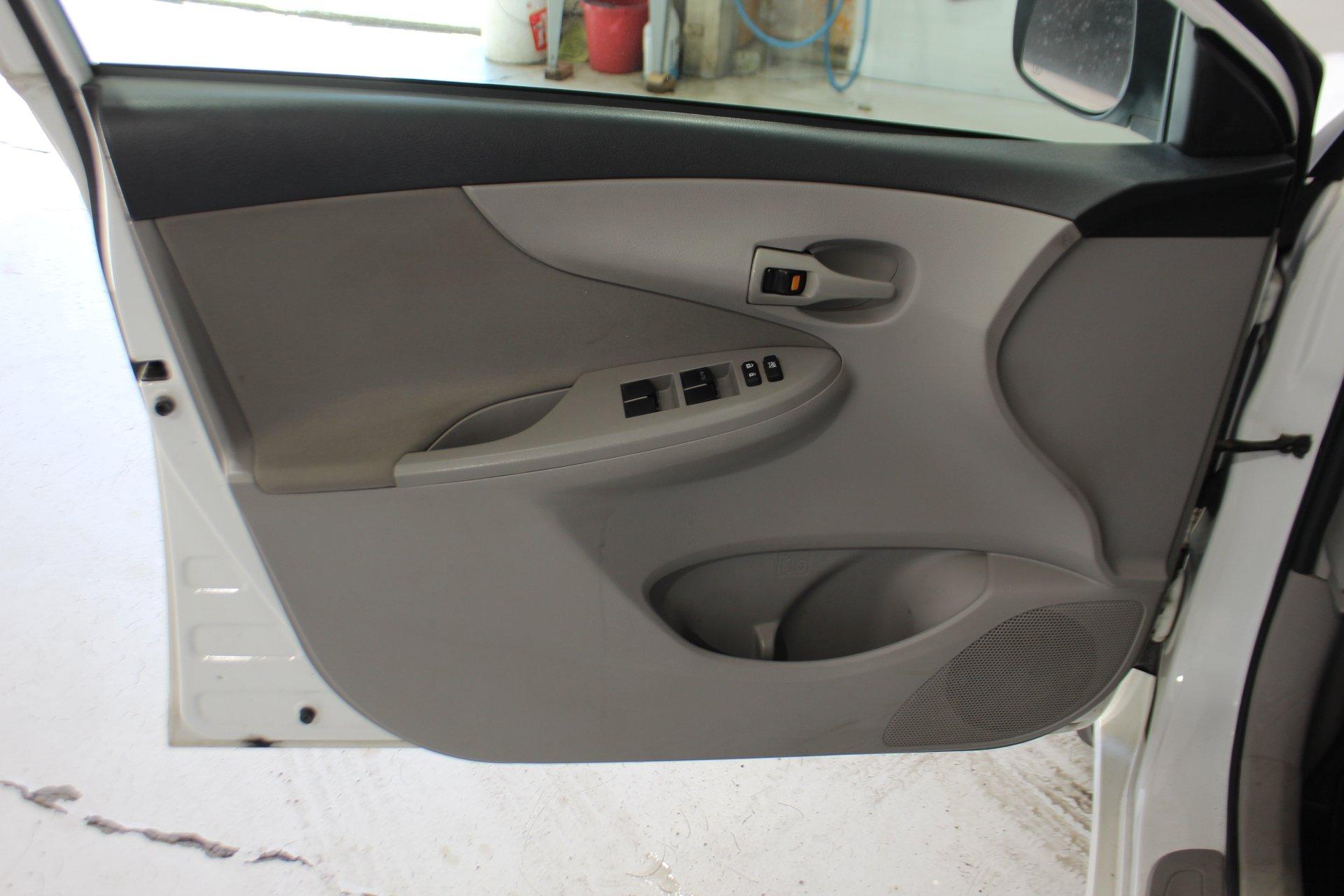 Toyota Corolla 2013 - Image 10