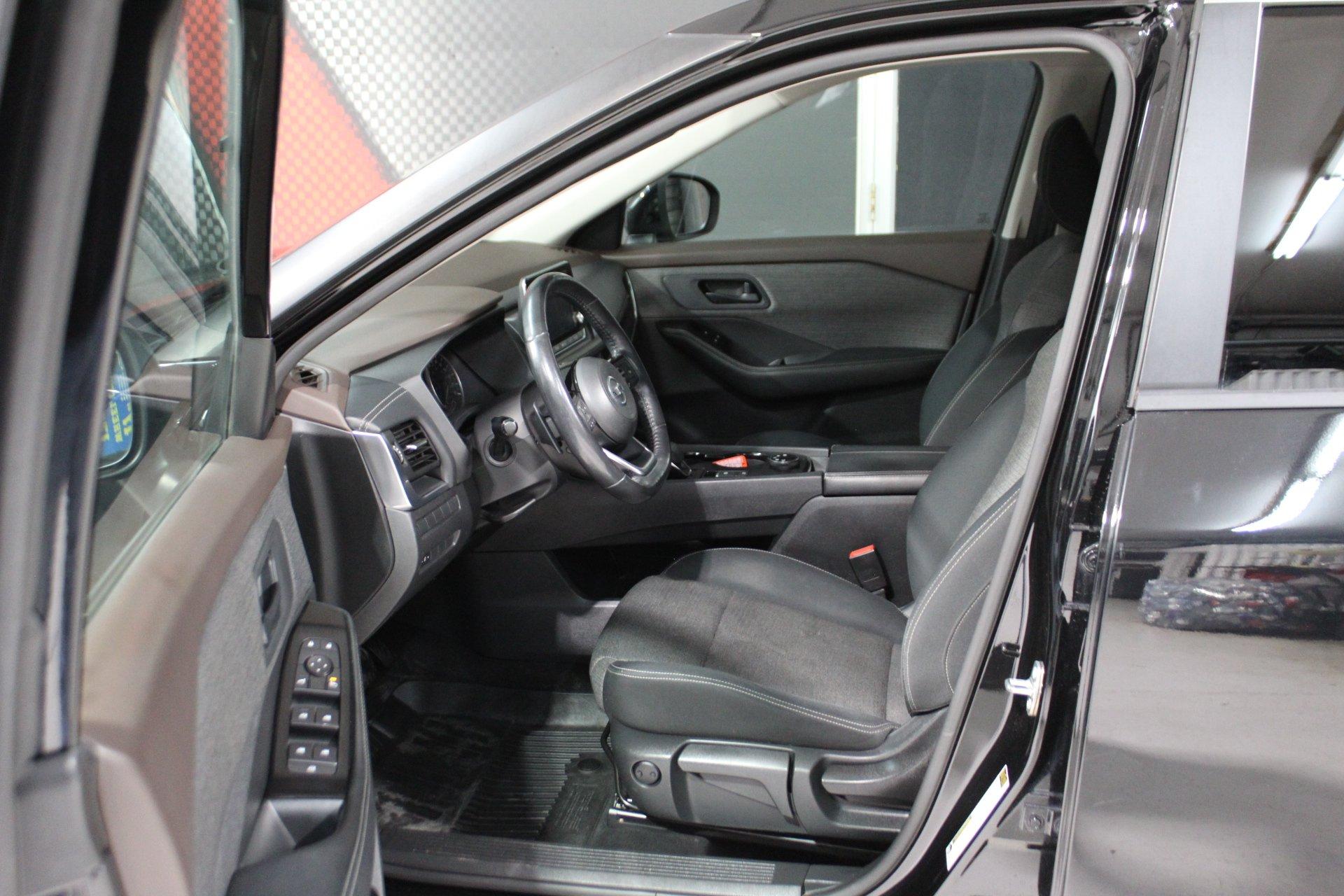 Nissan Rogue 2021 - Image 8