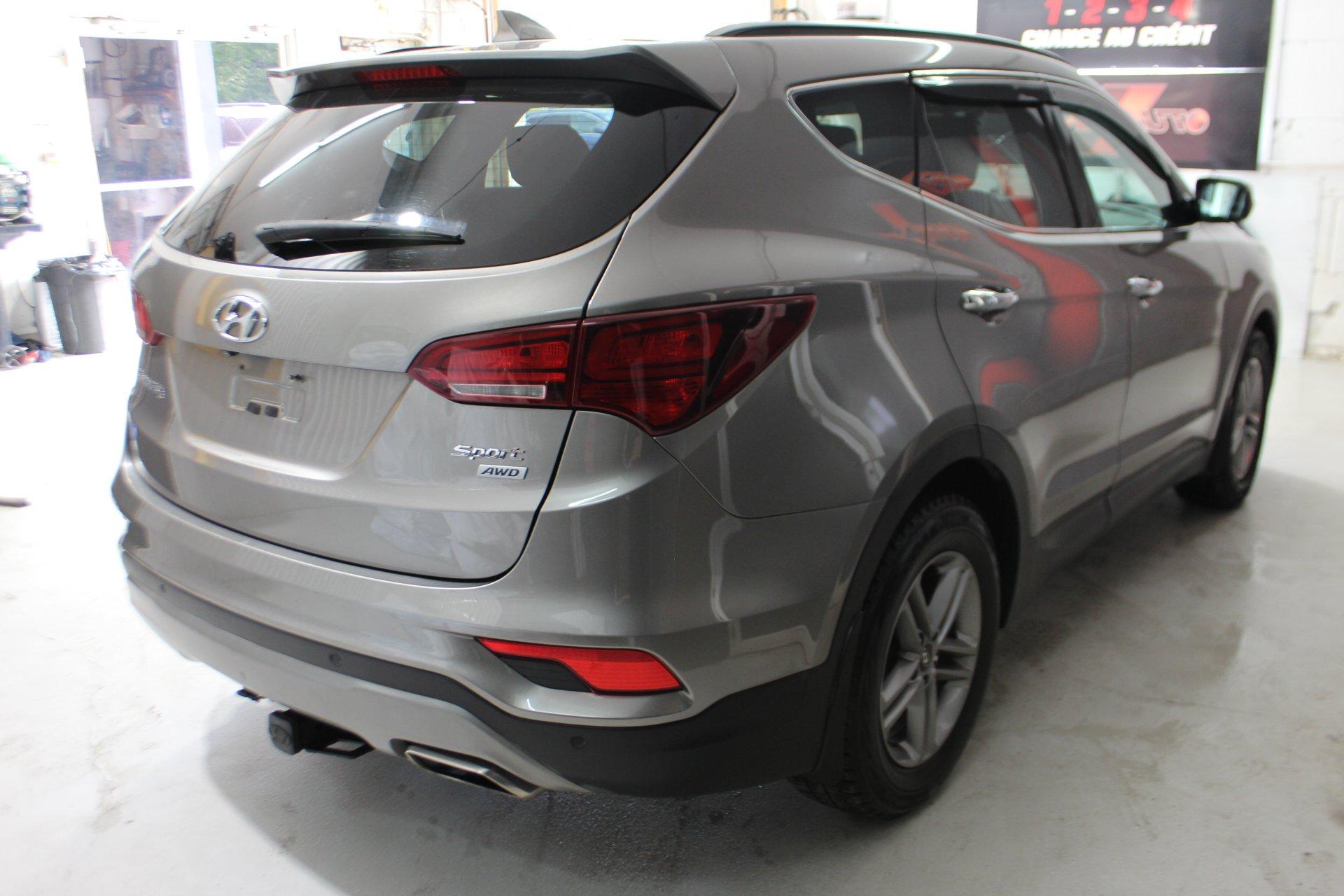 Hyundai Santa Fe 2017 - Image 6
