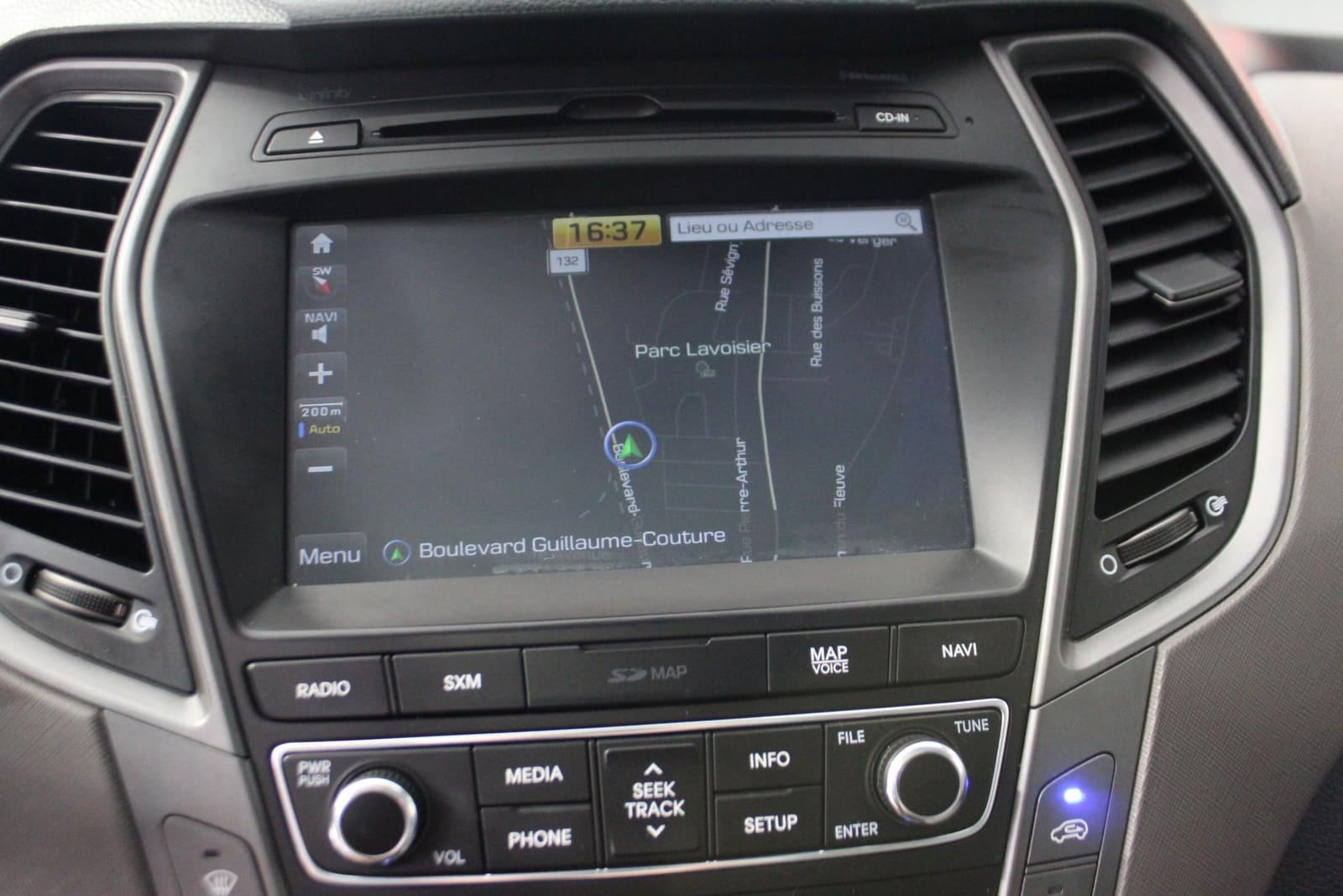 Hyundai Santa Fe 2017 - Image 20