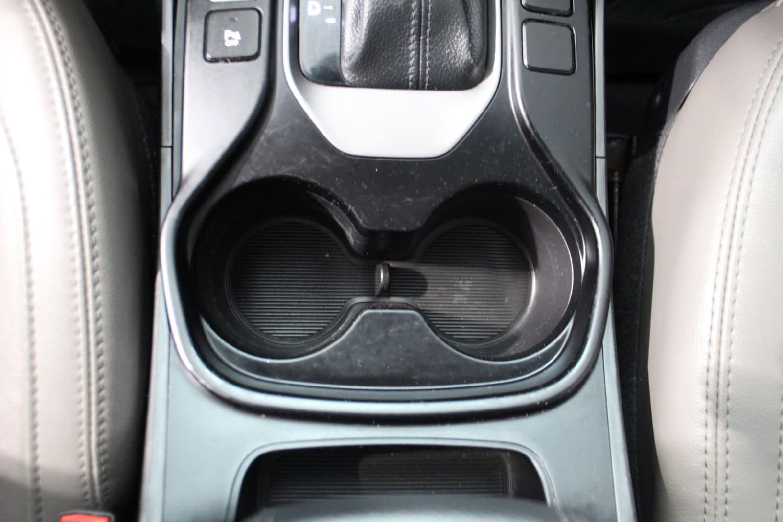 Hyundai Santa Fe 2017 - Image 25