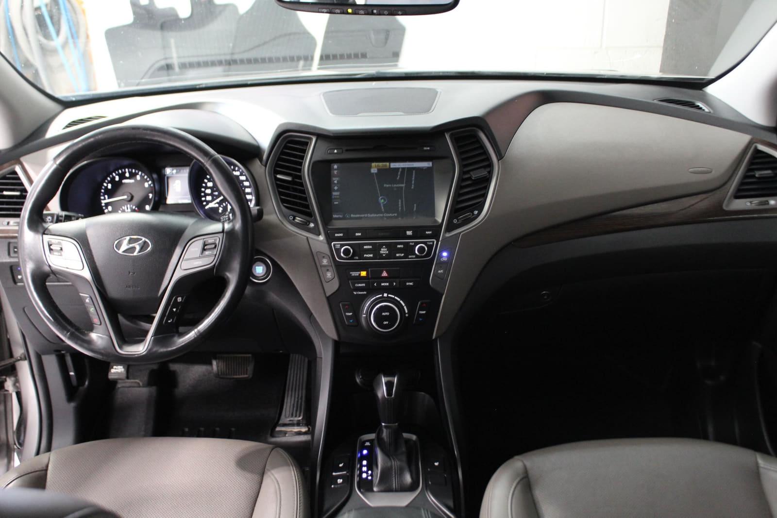 Hyundai Santa Fe 2017 - Image 27