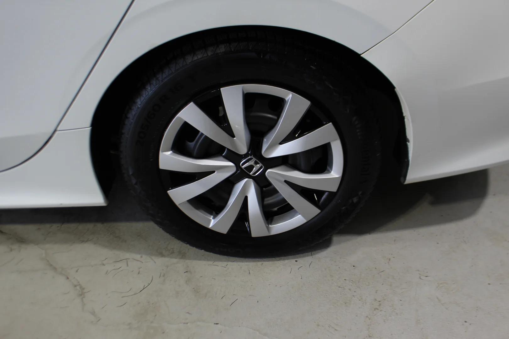 Honda Civic Sedan 2022 - Image 8