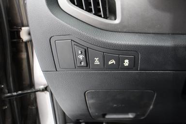 Kia Sportage 2011 - Thumbnail 12