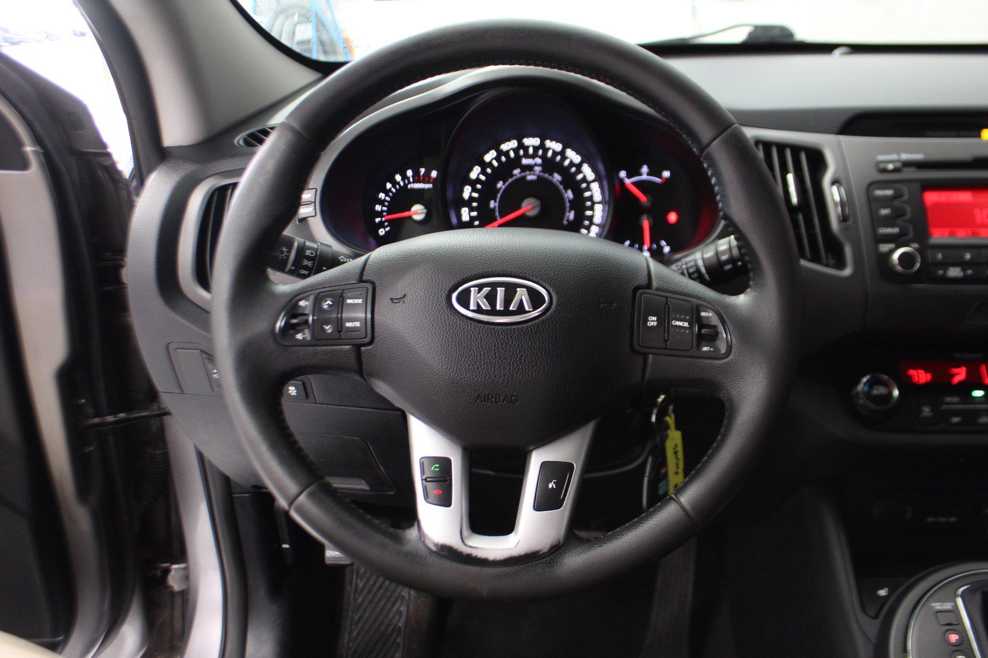Kia Sportage 2011 - Image 13
