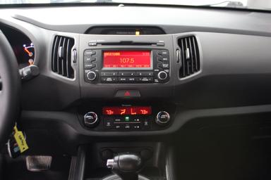 Kia Sportage 2011 - Thumbnail 18