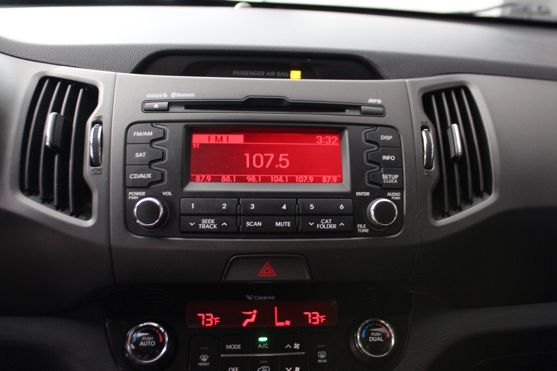 Kia Sportage 2011 - Image 19