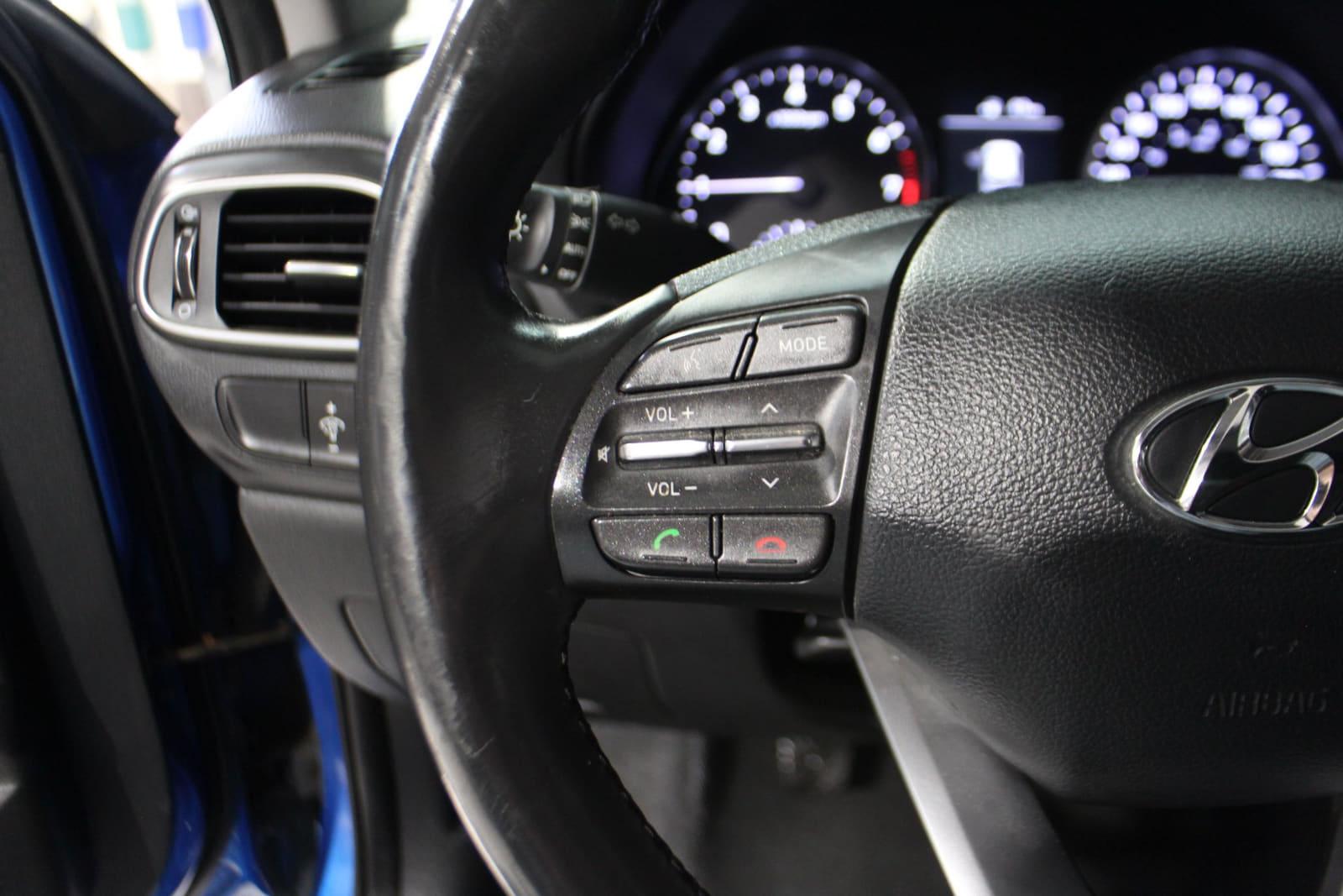 Hyundai Elantra GT 2018 - Image 15