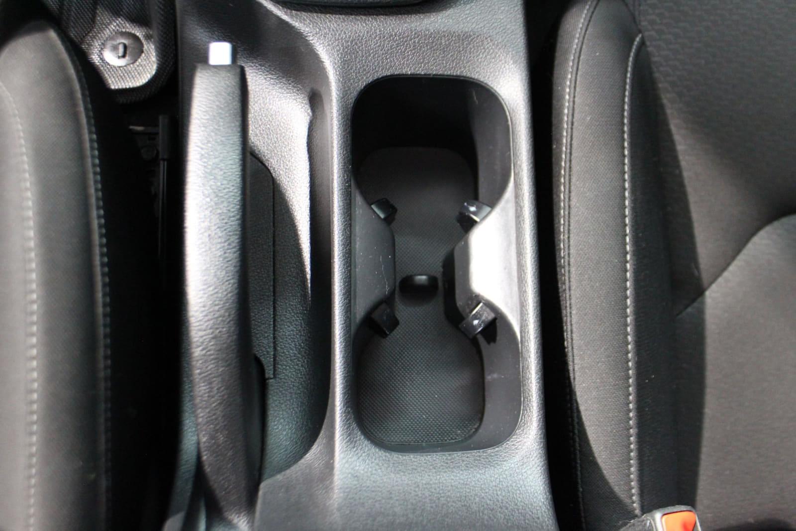 Hyundai Elantra GT 2018 - Image 24