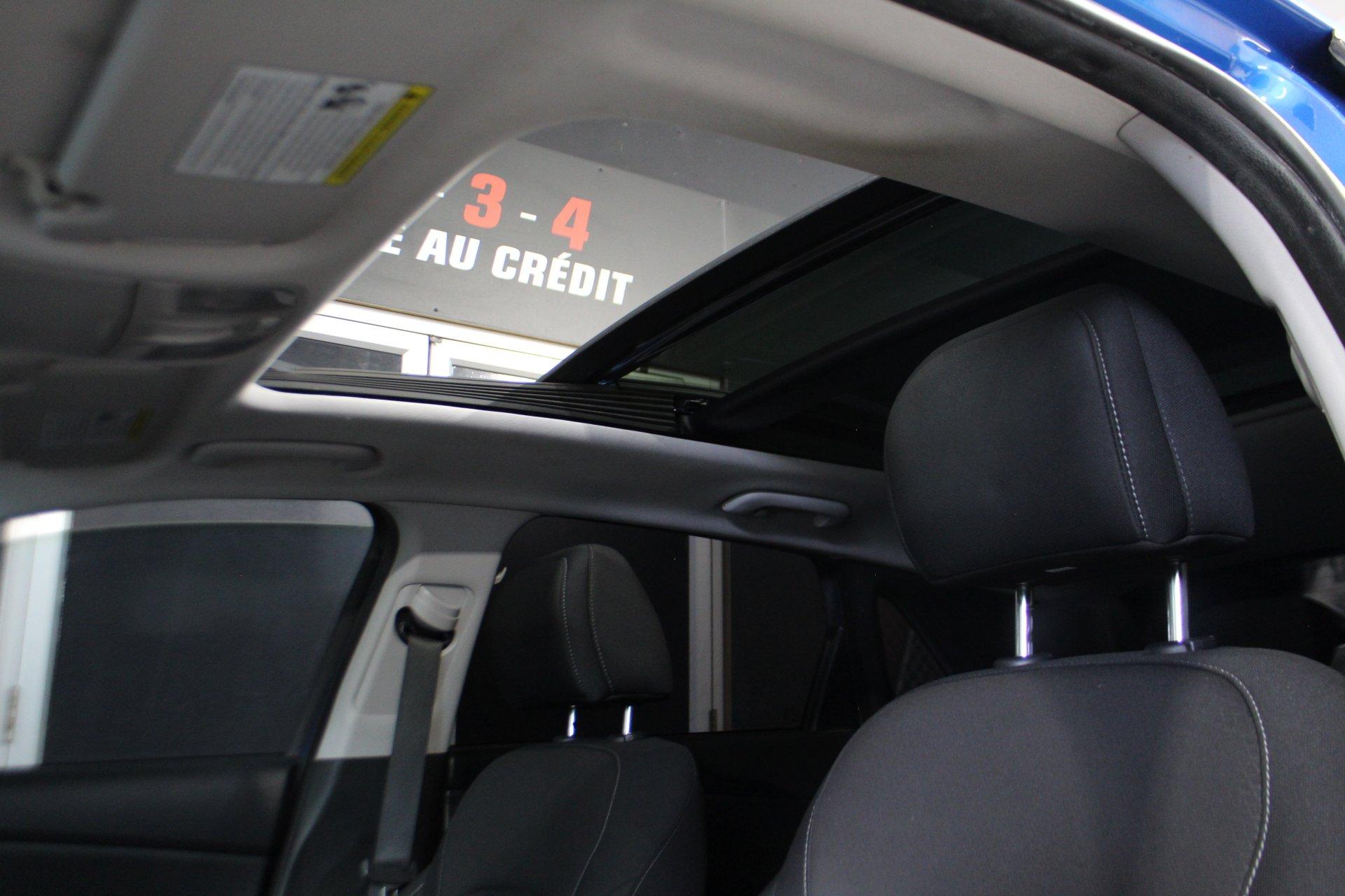 Hyundai Elantra GT 2018 - Image 13