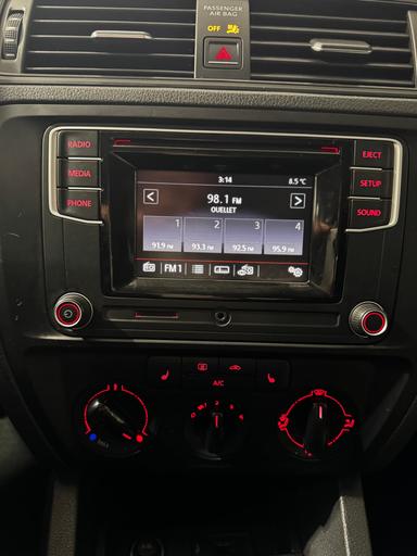 Volkswagen Jetta 2017 - Thumbnail 11