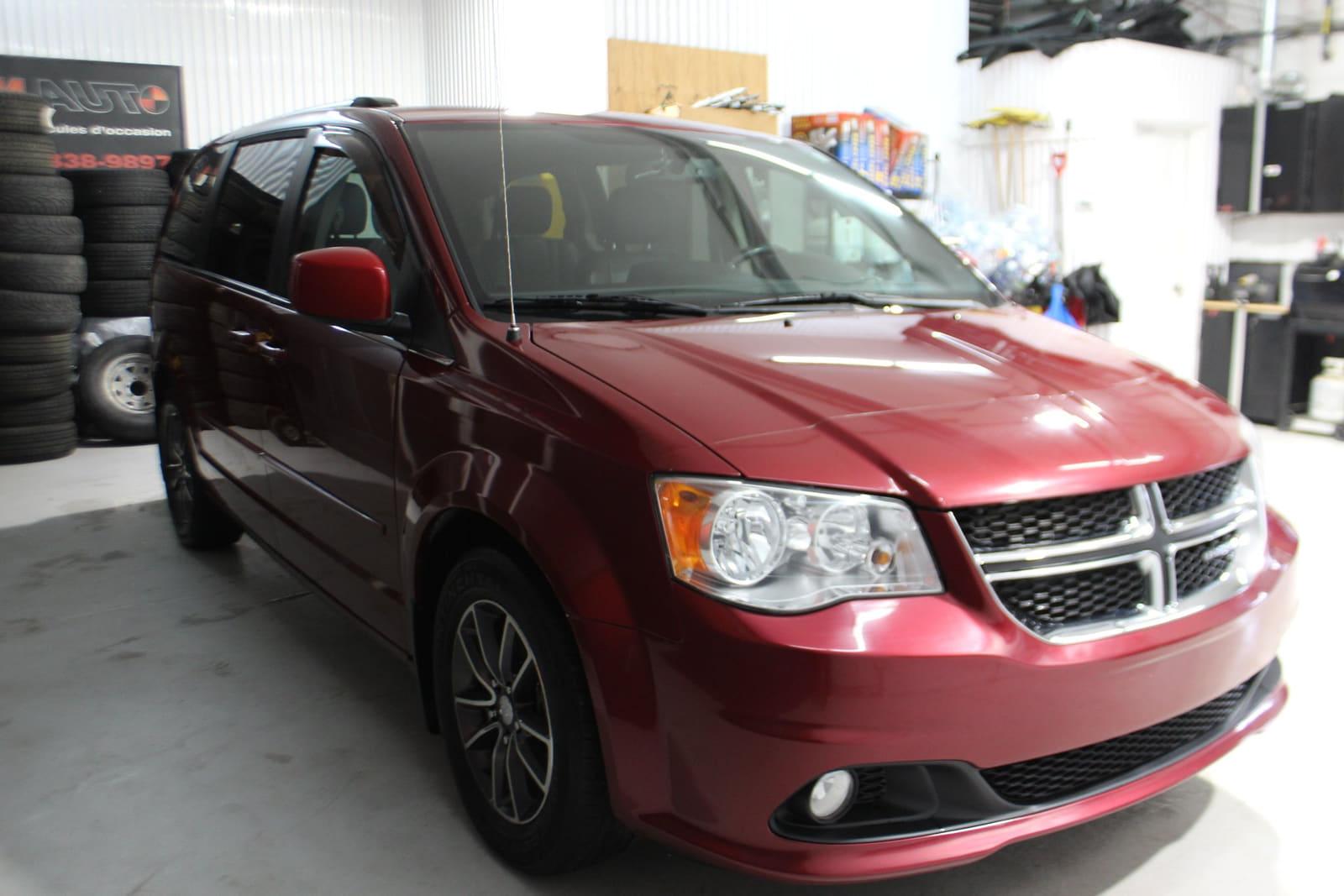 Dodge Grand Caravan 2016 - Image 3