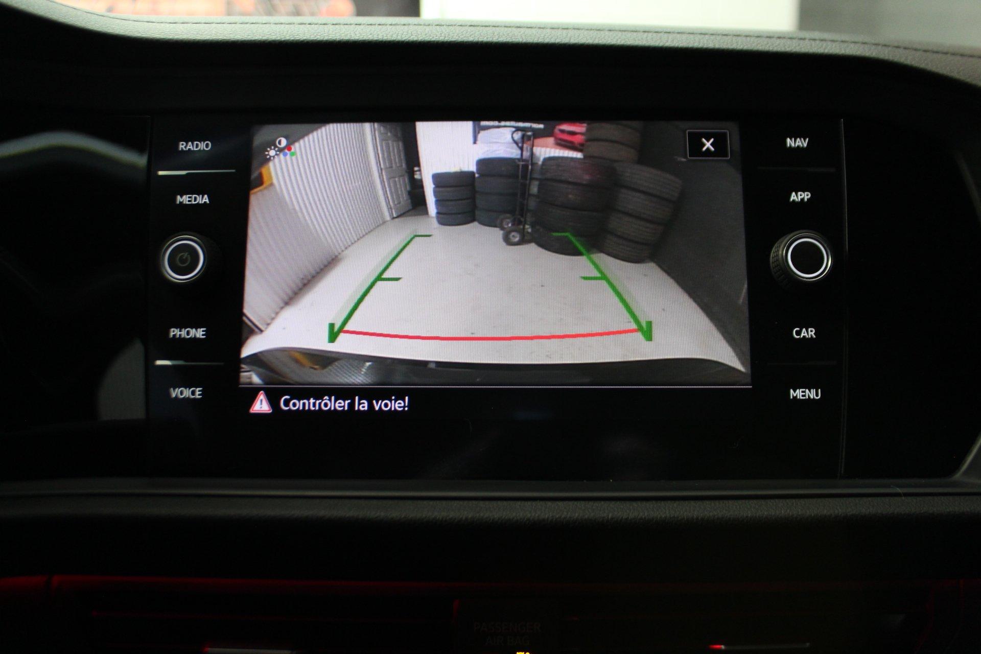 Volkswagen Jetta 2021 - Image 21