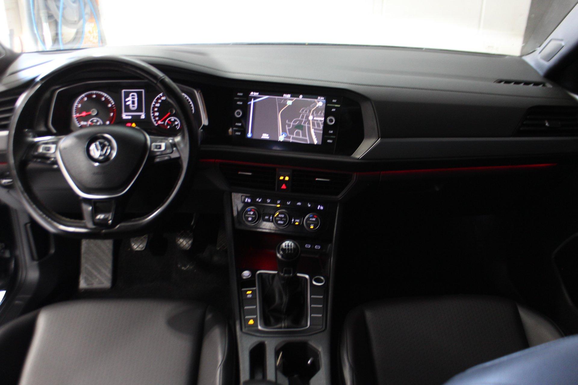 Volkswagen Jetta 2021 - Image 12