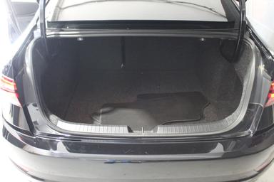 Volkswagen Jetta 2021 - Thumbnail 28