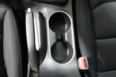 Hyundai Elantra 2018 - Thumbnail 22