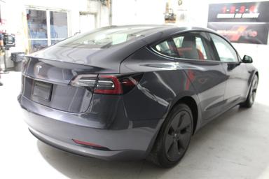 Tesla Model 3 2022 - Thumbnail 4