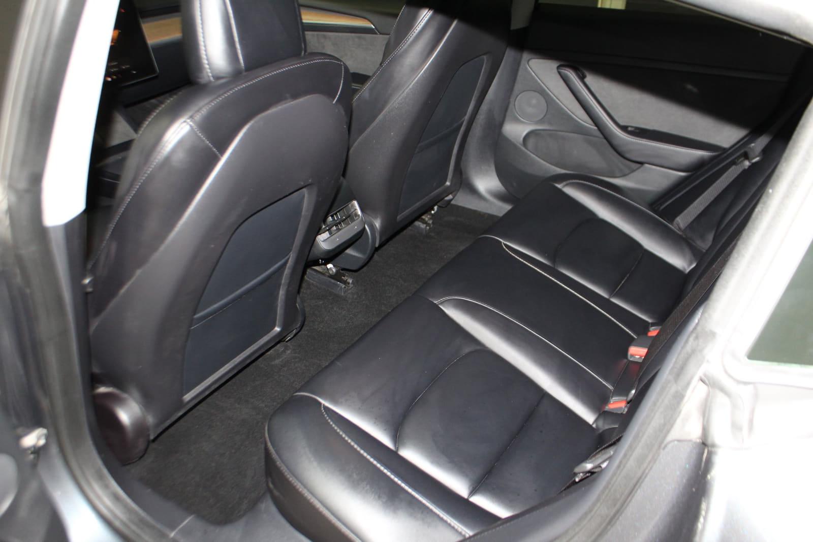 Tesla Model 3 2022 - Image 6