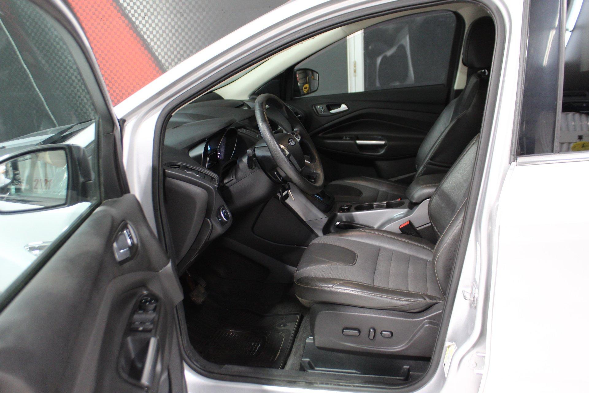 Ford Escape 2015 - Image 10