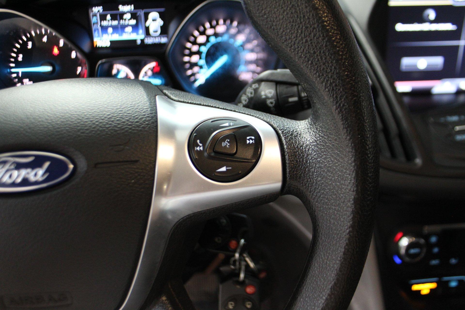 Ford Escape 2015 - Image 16