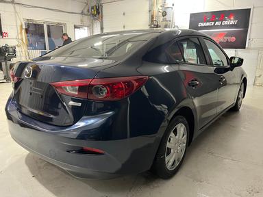 Mazda Mazda3 2016 - Thumbnail 3
