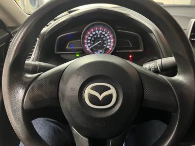 Mazda Mazda3 2016 - Thumbnail 6