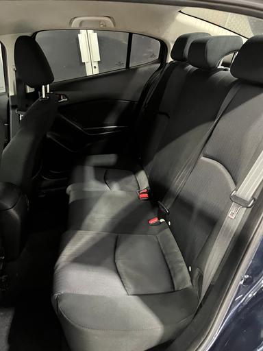 Mazda Mazda3 2016 - Thumbnail 9