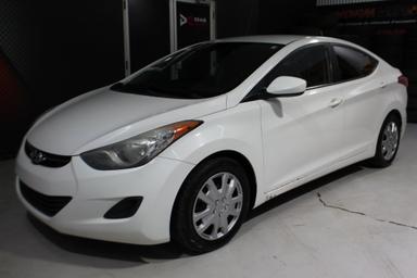 Hyundai Elantra 2013 - Thumbnail 2