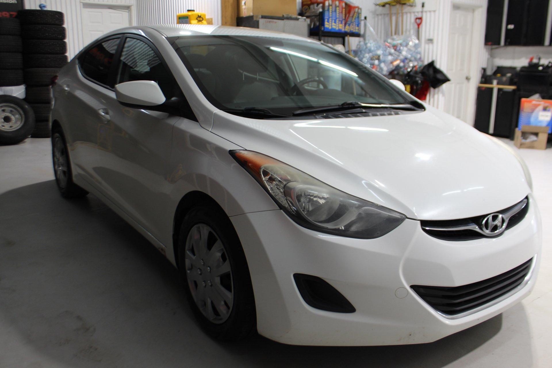 Hyundai Elantra 2013 - Image 3