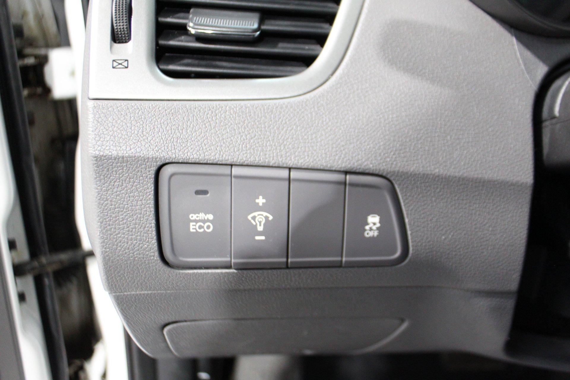 Hyundai Elantra 2013 - Image 10