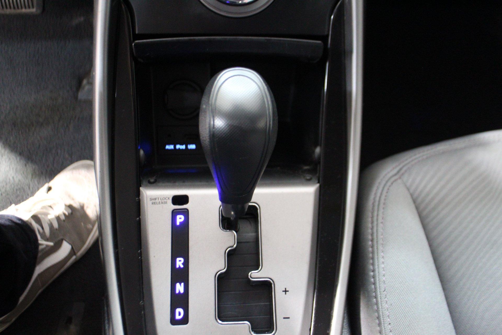 Hyundai Elantra 2013 - Image 16