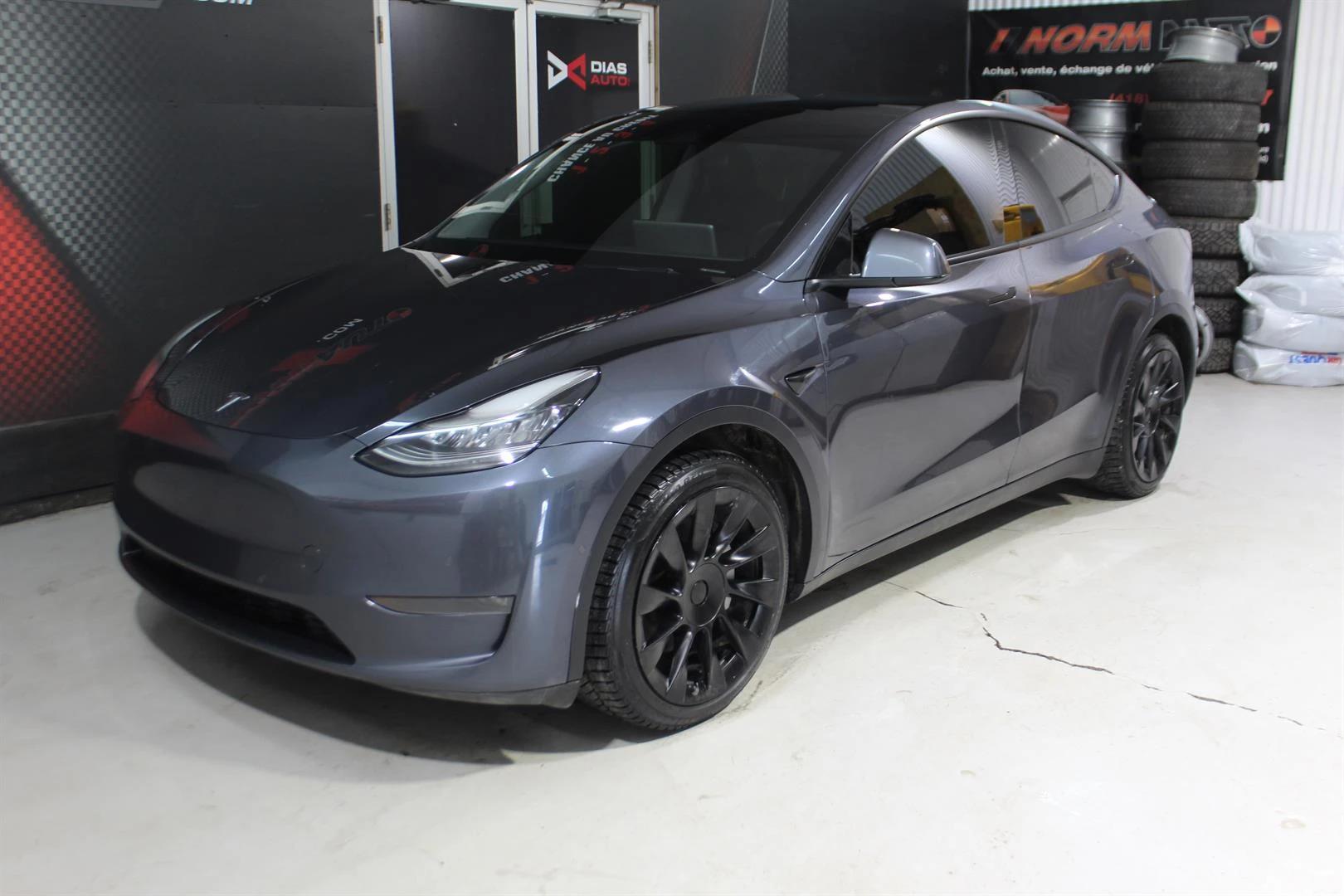 Tesla Model Y 2021 - Image 3