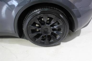Tesla Model Y 2021 - Thumbnail 7