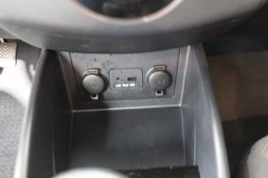 Kia Forte 2011 - Thumbnail 19