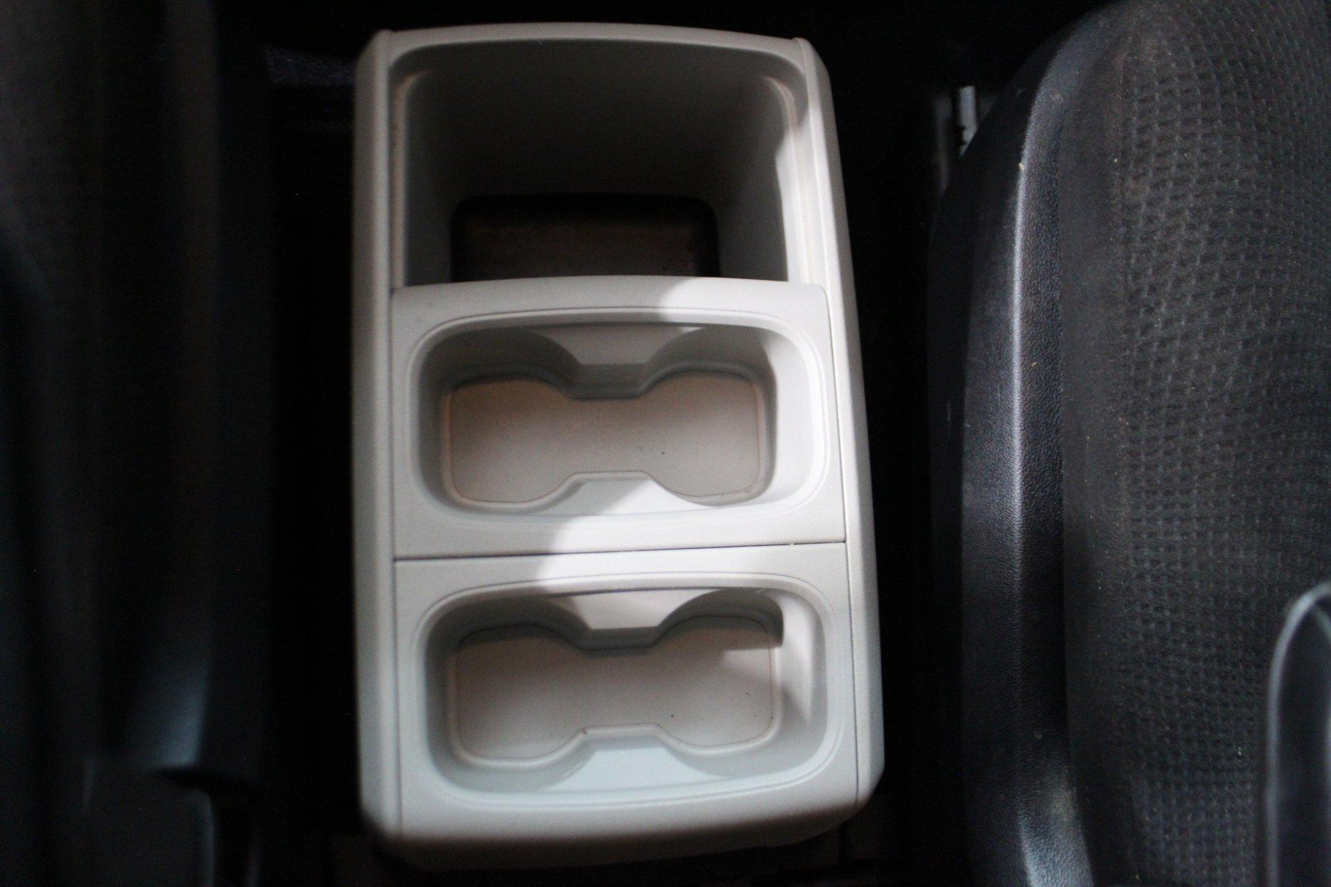 Dodge Grand Caravan 2013 - Image 18