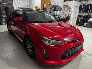 Scion tC 2014 - Thumbnail 3