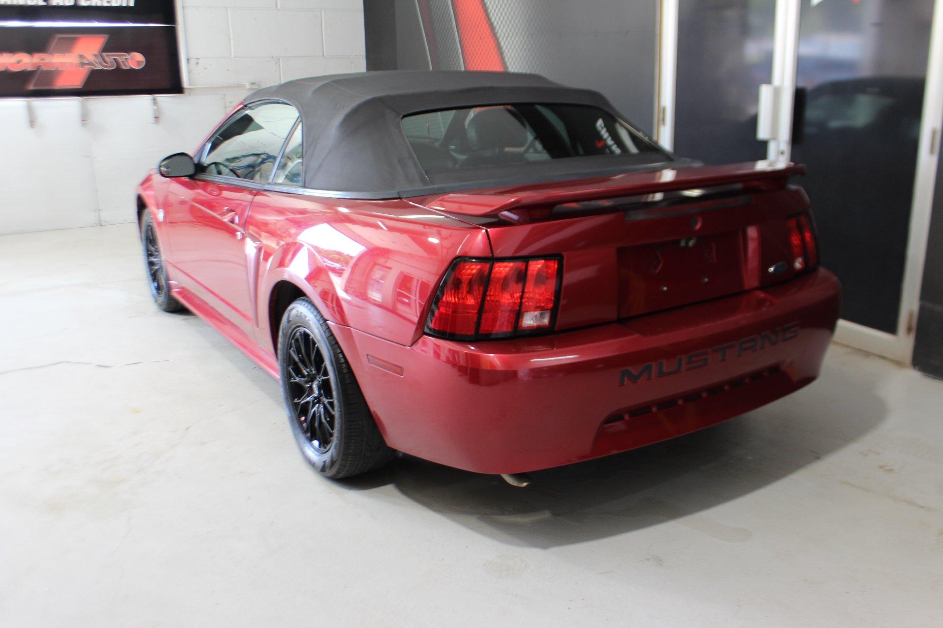 Ford Mustang 2004 - Image 13