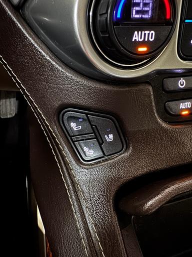 Chevrolet Suburban 2017 - Thumbnail 18