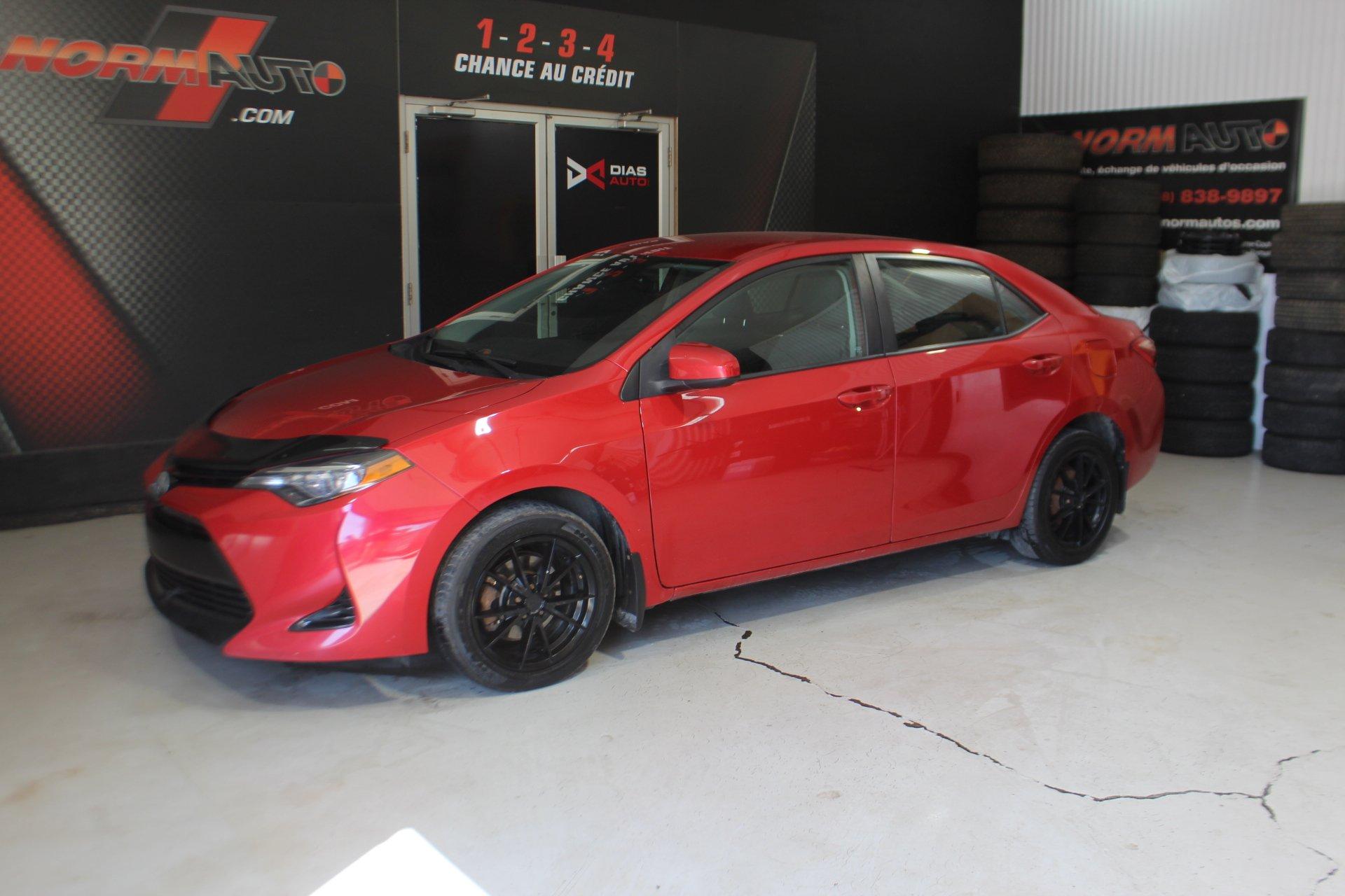 Toyota Corolla 2017 - Image 2