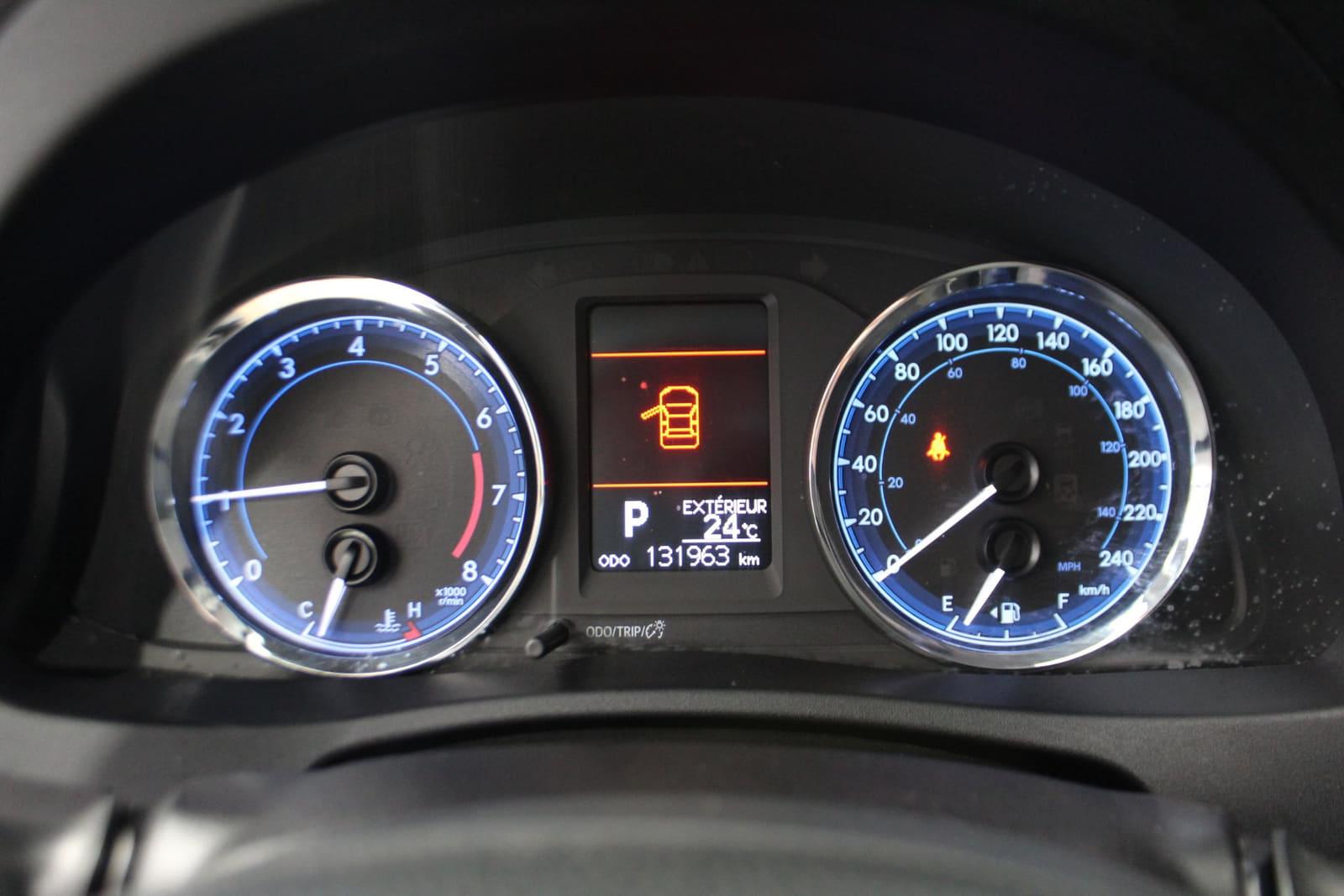 Toyota Corolla 2017 - Image 17