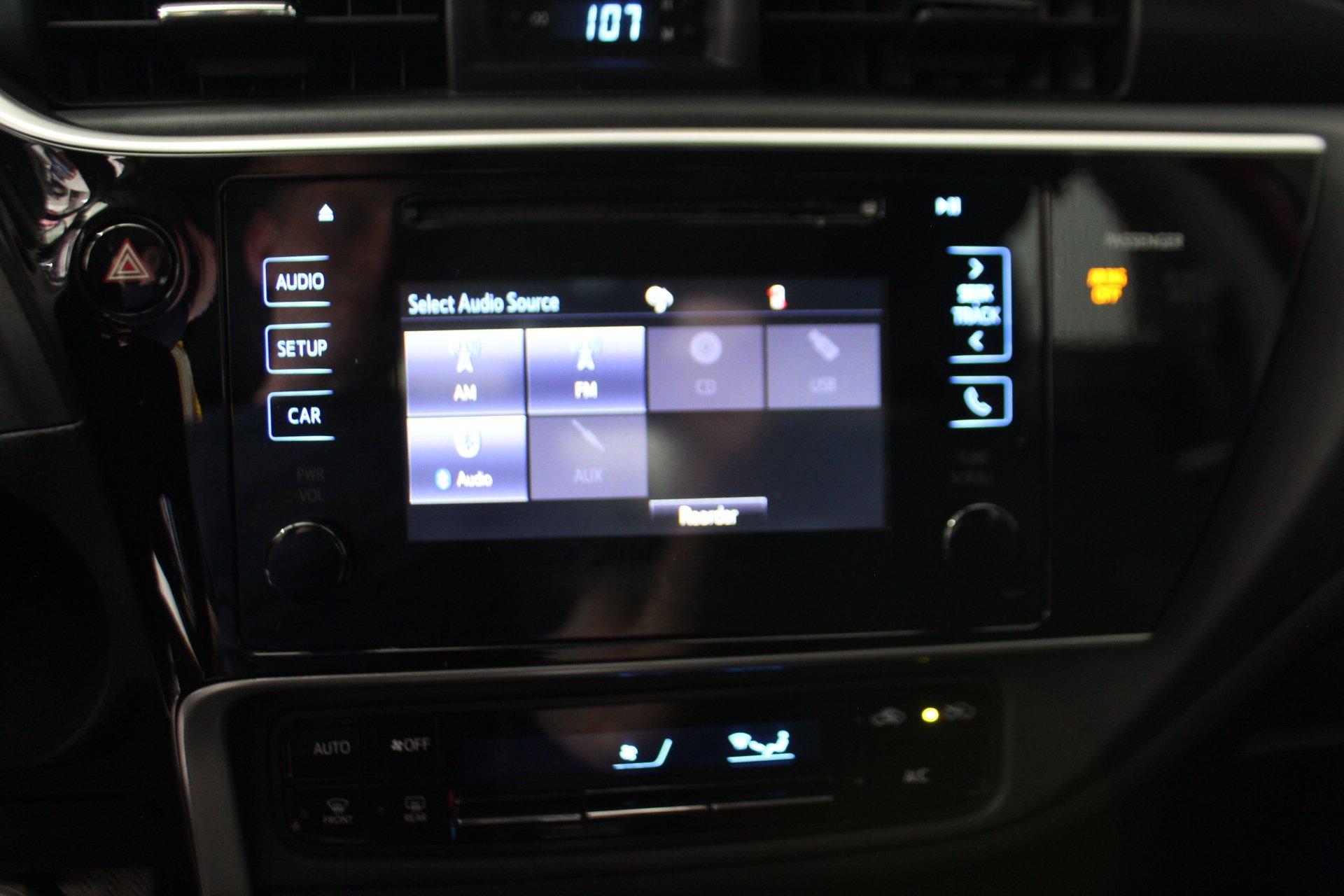 Toyota Corolla 2017 - Image 19