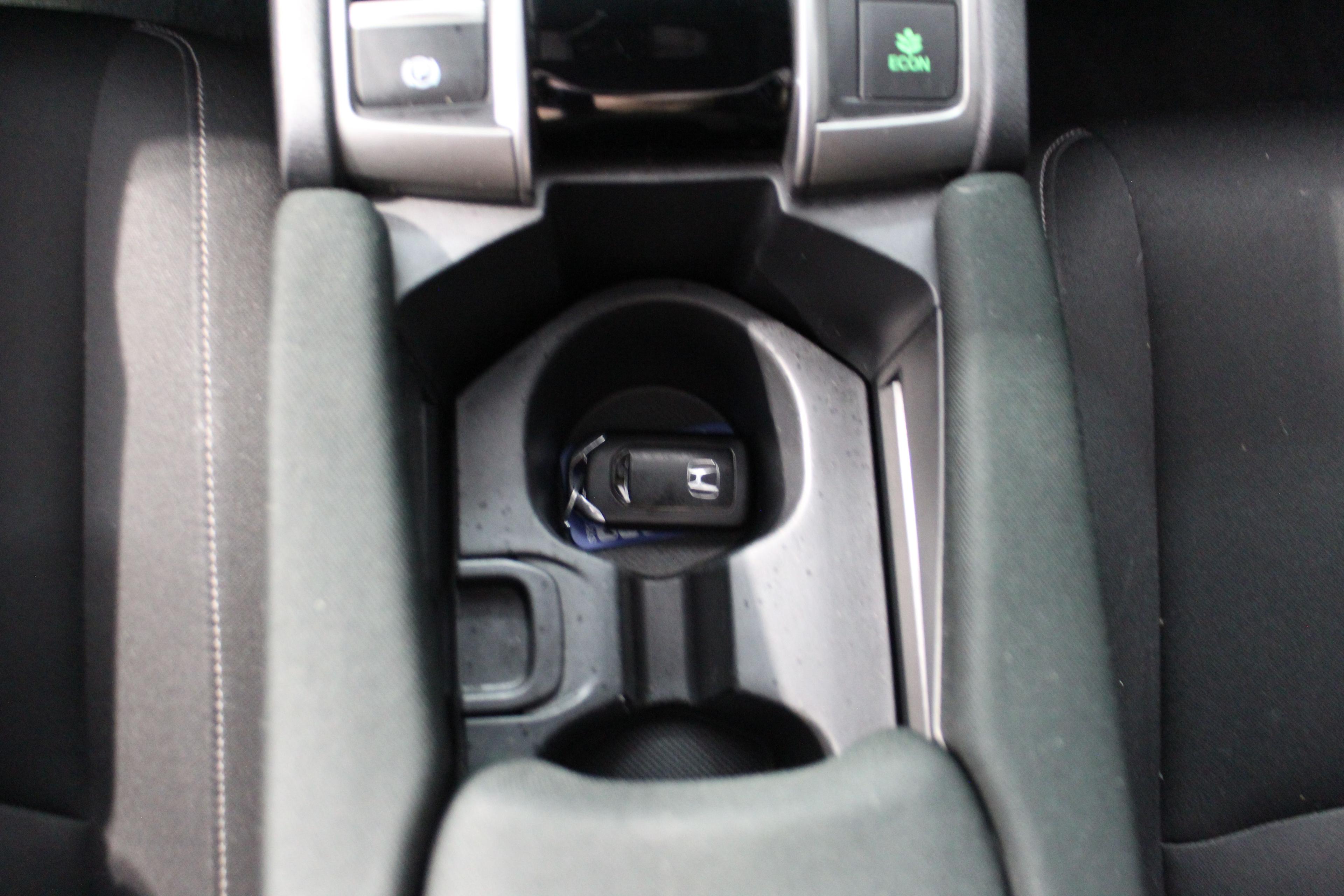 Honda Civic 2017 - Image 19