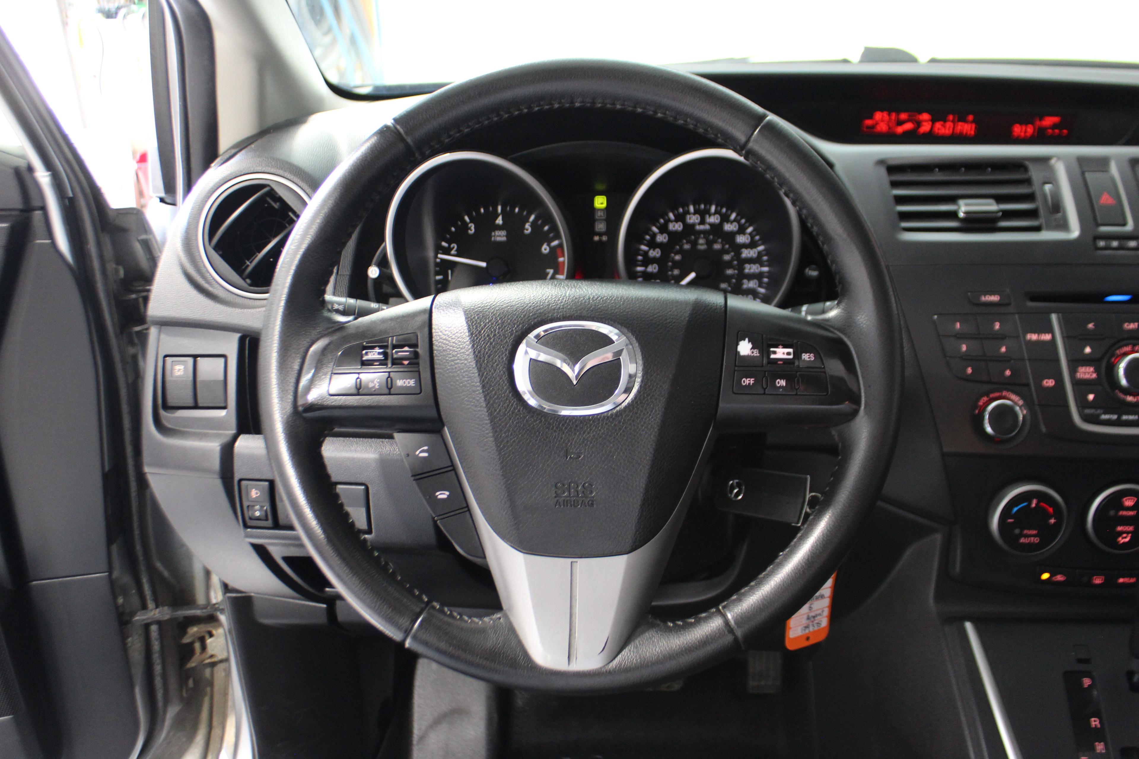 Mazda MAZDA5 2015 - Image 16