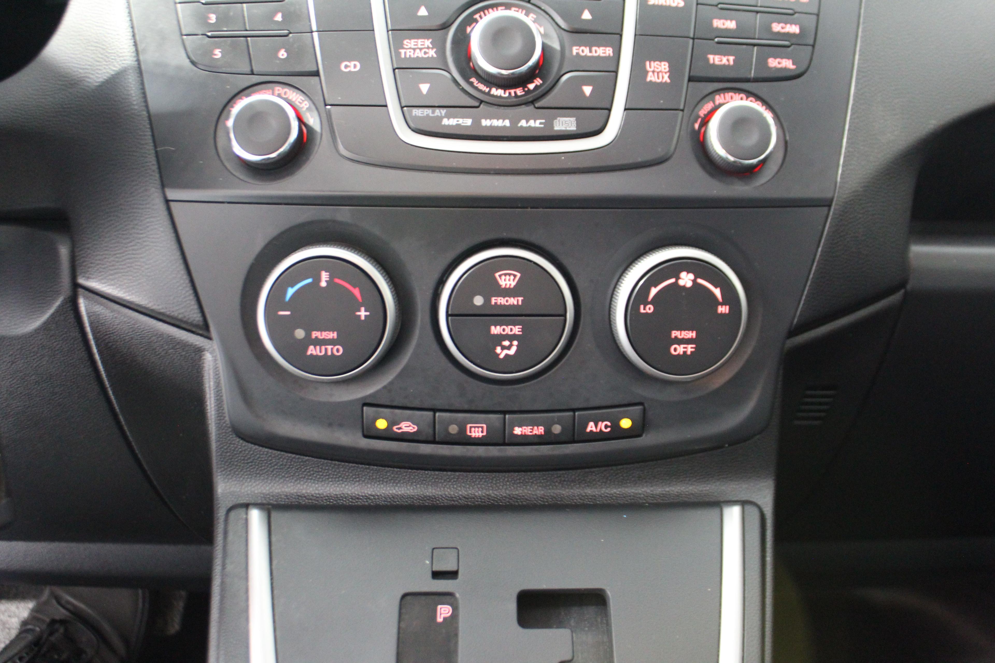 Mazda MAZDA5 2015 - Image 24