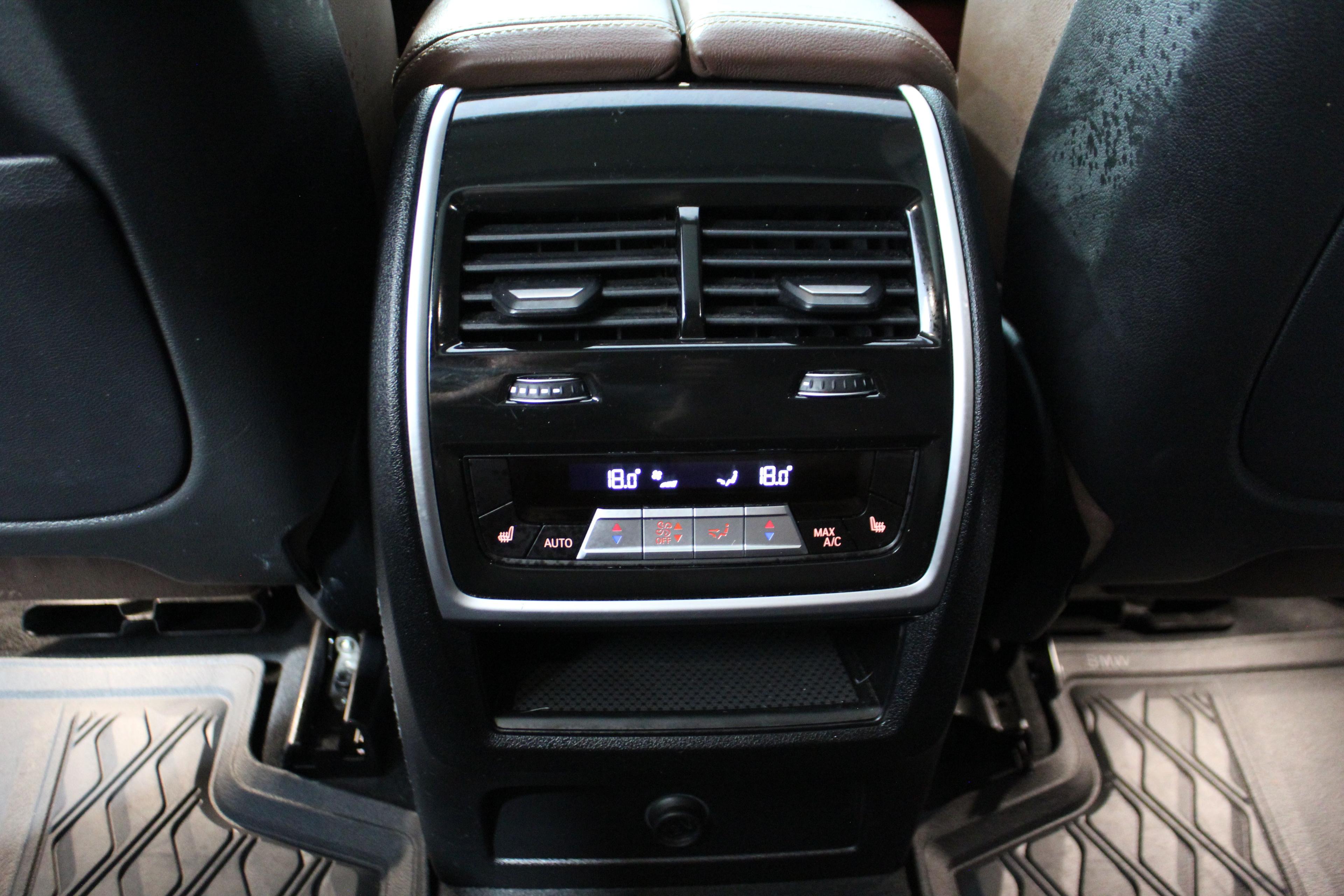 Bmw X5 2021 - Image 29