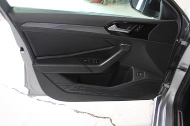 Volkswagen Jetta 2019 - Thumbnail 10